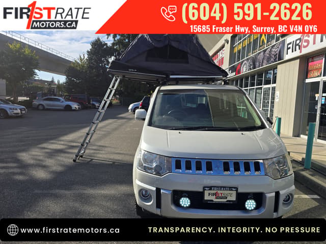 2009 Mitsubishi Delica JDM car for sale — photo 16 of 24