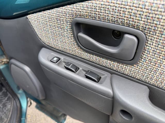 2000 Subaru Sambar JDM car for sale — photo 20 of 25