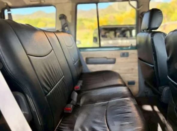 1993 Toyota Land Cruiser Prado JDM car for sale — photo 4 of 16