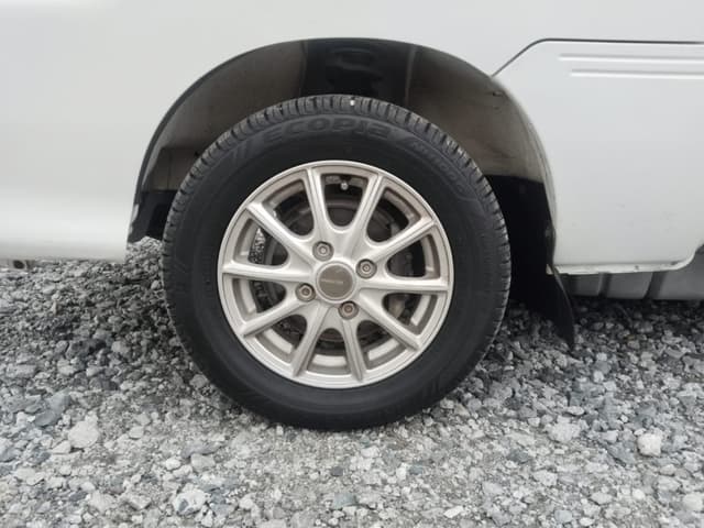 2002 Daihatsu Hijet JDM car for sale — photo 11 of 22