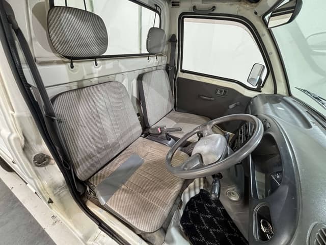 1996 Daihatsu Hijet JDM car for sale — photo 12 of 25