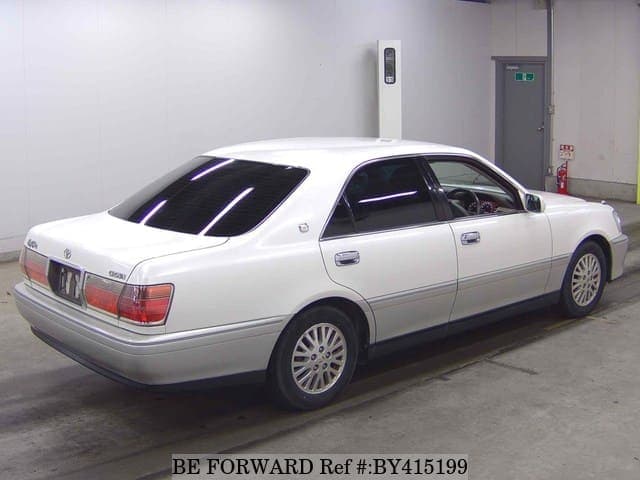 2000 Toyota Crown JDM car for sale — photo 2 of 6