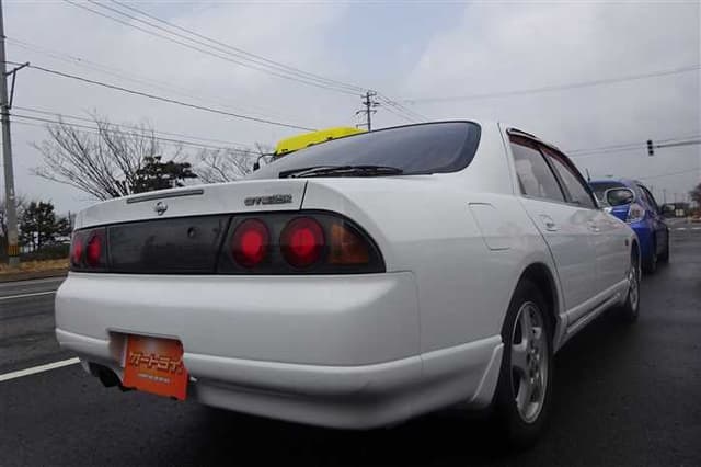 1993 Nissan Skyline JDM car for sale — photo 9 of 25