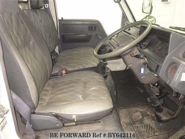 1992 Toyota HiAce JDM car for sale — photo 5 of 7
