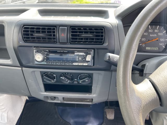 1999 Mitsubishi Minicab JDM car for sale — photo 19 of 25