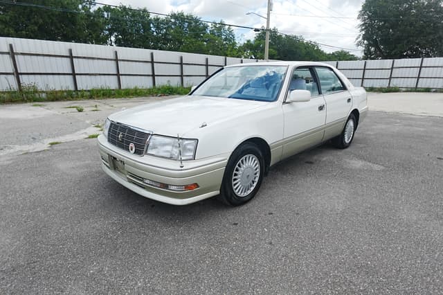 1995 Toyota Crown JDM car for sale — photo 6 of 15