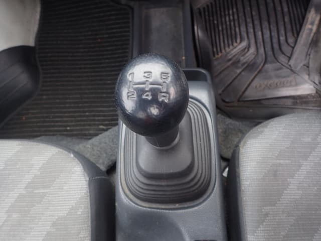 2005 Suzuki Carry JDM car for sale — photo 18 of 25