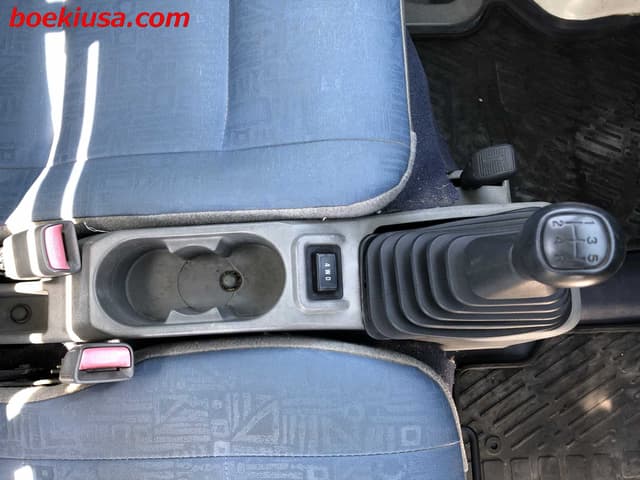 1999 Mitsubishi Minicab JDM car for sale — photo 15 of 21