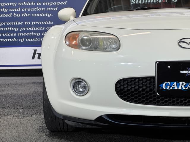 2005 Mazda Roadster (Eunos Roadster / MX-5) JDM car for sale — photo 15 of 25