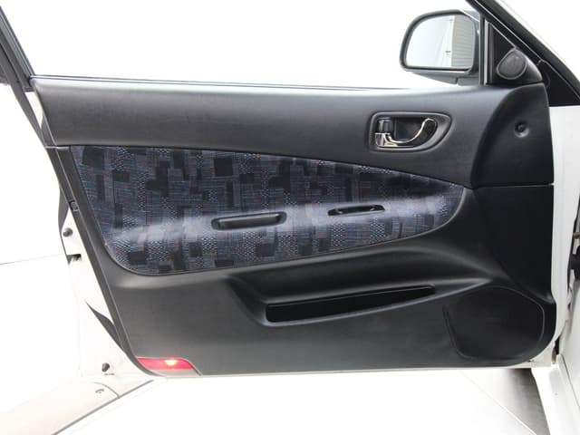 1997 Mitsubishi Legnum JDM car for sale — photo 20 of 25