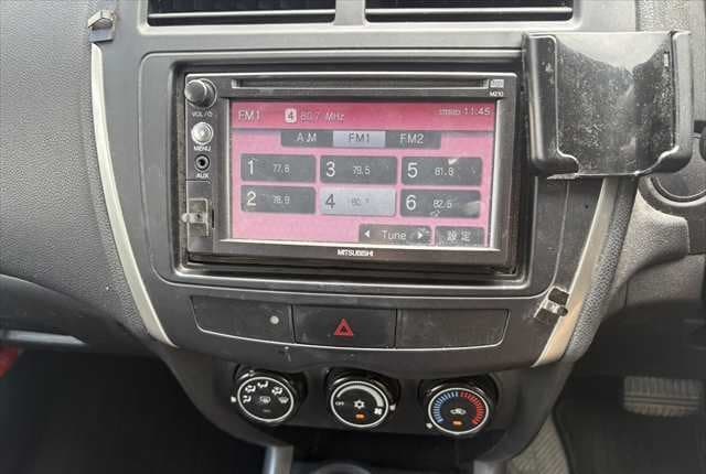 2011 Mitsubishi JDM car for sale — photo 10 of 17