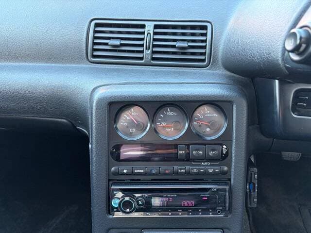 1991 Nissan Skyline JDM car for sale — photo 7 of 12