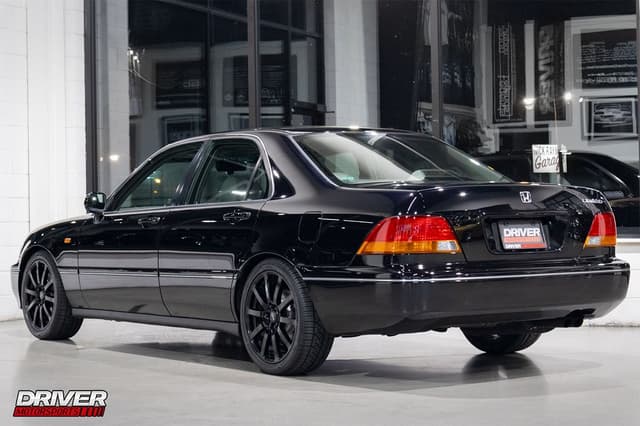 1997 Honda Legend JDM car for sale — photo 8 of 23