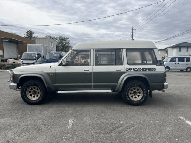 1991 Nissan Safari JDM car for sale — photo 13 of 20