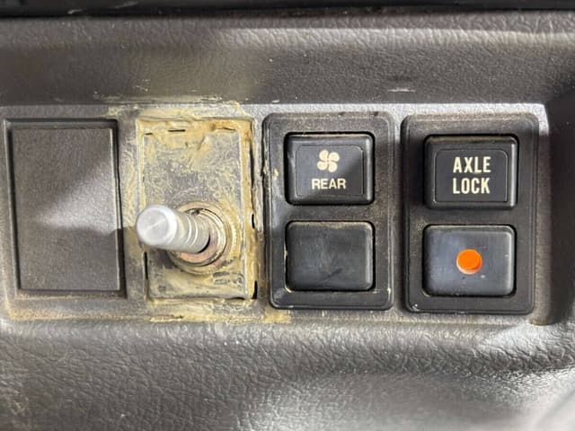 1997 Suzuki Every JDM car for sale — photo 15 of 25