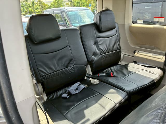 2010 Mitsubishi Delica JDM car for sale — photo 5 of 8