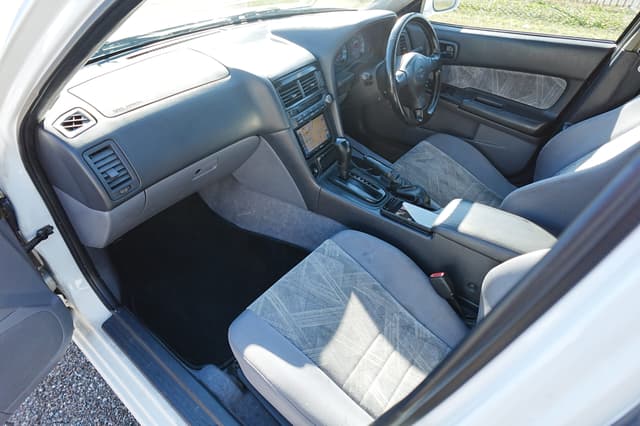 1999 Nissan Skyline JDM car for sale — photo 8 of 17