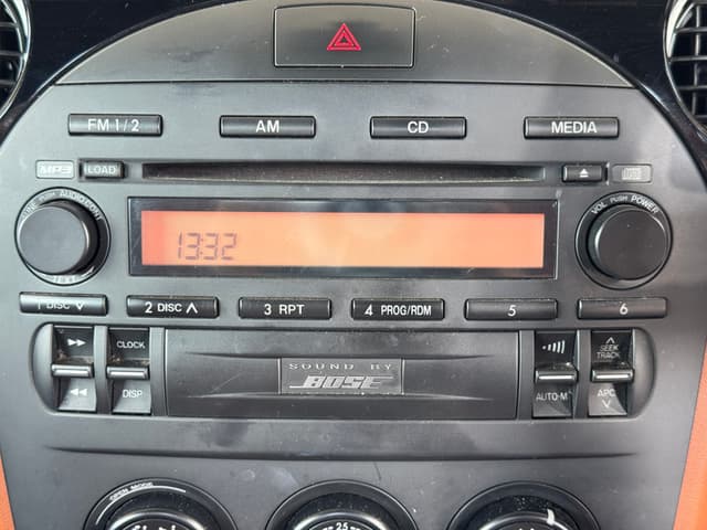 2005 Mazda Roadster (Eunos Roadster / MX-5) JDM car for sale — photo 14 of 25