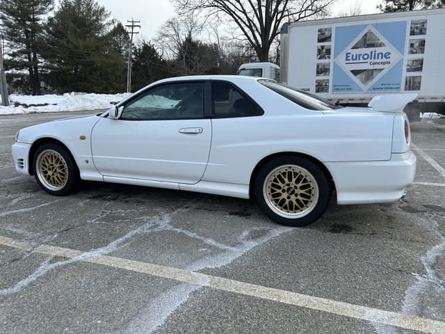 1998 Nissan Skyline JDM car for sale — photo 11 of 25