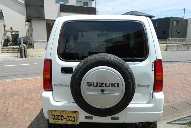 2008 Suzuki Jimny JDM car for sale — photo 4 of 11