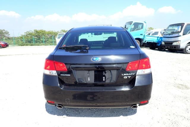 2010 Subaru Legacy JDM car for sale — photo 4 of 25