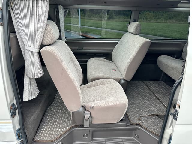 1998 Toyota HiAce JDM car for sale — photo 14 of 18