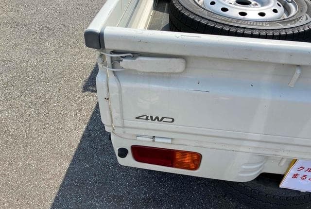 2010 Daihatsu Hijet JDM car for sale — photo 7 of 24