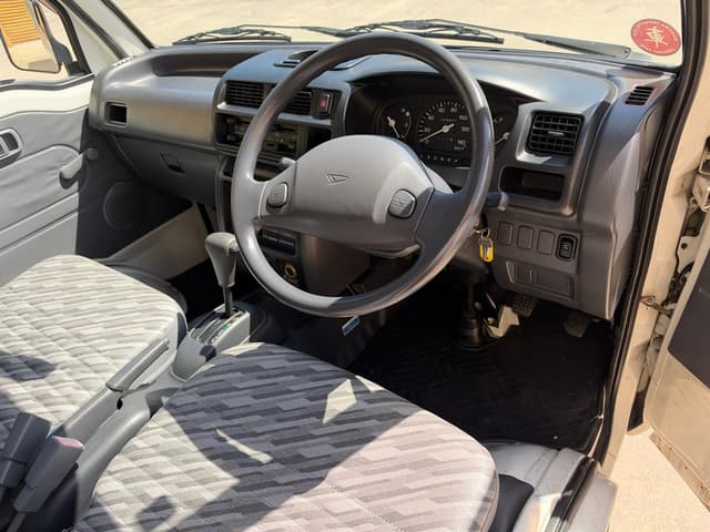 2001 Daihatsu Hijet JDM car for sale — photo 11 of 20