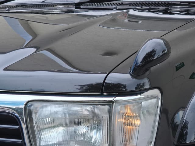 1995 Toyota Hilux Surf JDM car for sale — photo 4 of 20