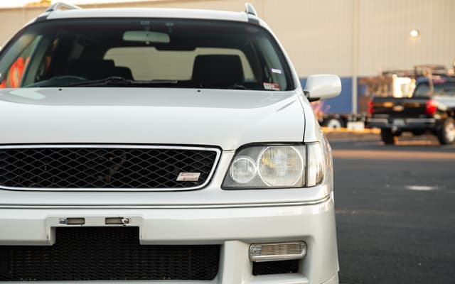 1998 Nissan Stagea JDM car for sale — photo 3 of 5
