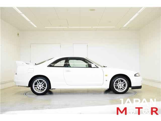 1997 Nissan Skyline JDM car for sale — photo 7 of 15
