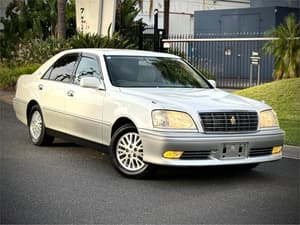 1999 Toyota Crown JDM car for sale