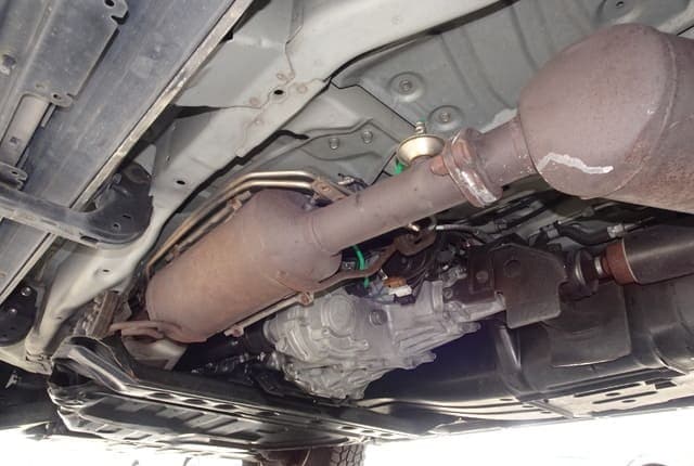 2011 Mitsubishi Pajero JDM car for sale — photo 18 of 25