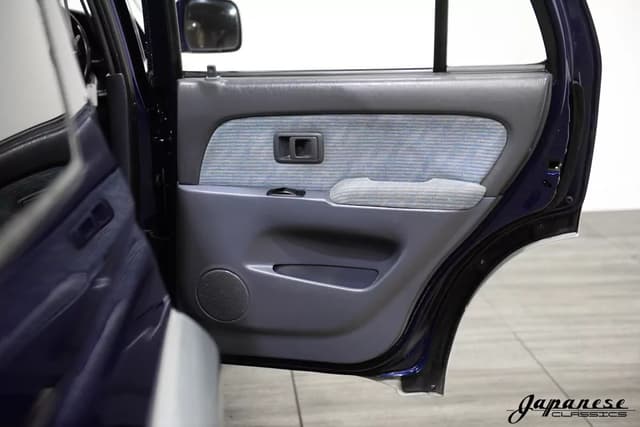 1996 Toyota Hilux JDM car for sale — photo 20 of 25