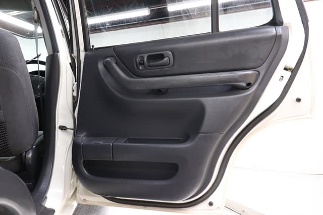 1999 Honda CR-V JDM car for sale — photo 23 of 25