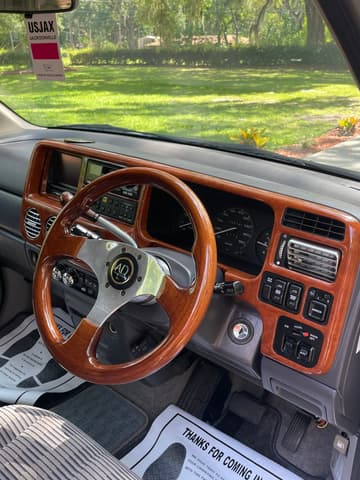 1996 Honda Stepwagon JDM car for sale — photo 9 of 18