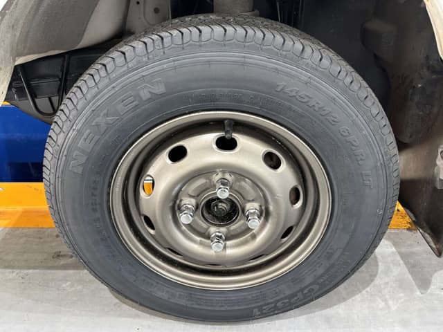 2004 Subaru Sambar JDM car for sale — photo 21 of 25