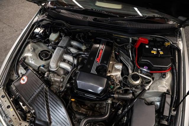 1999 Toyota Altezza JDM car for sale — photo 11 of 16