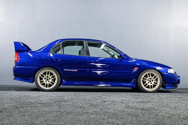 1996 Mitsubishi Lancer Evolution JDM car for sale — photo 12 of 19