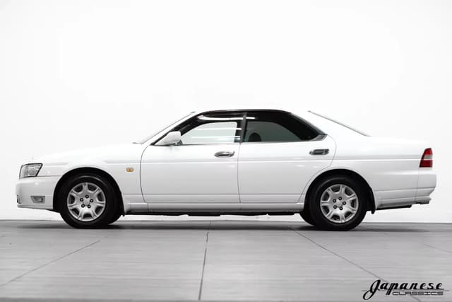 1999 Nissan Laurel JDM car for sale — photo 4 of 25