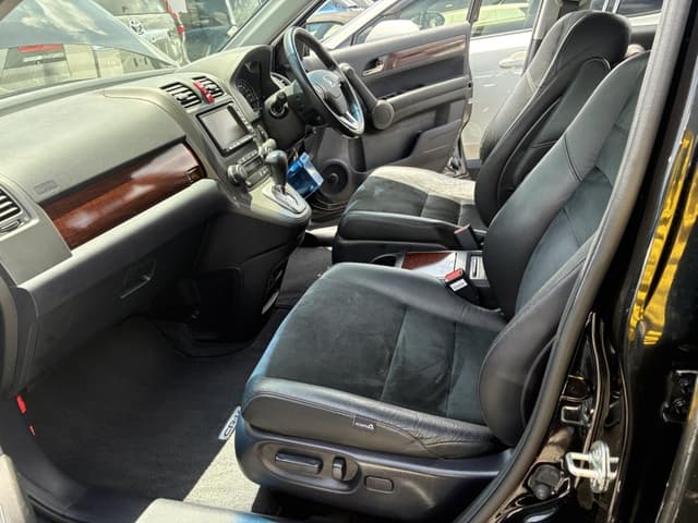 2010 Honda CR-V JDM car for sale — photo 10 of 15