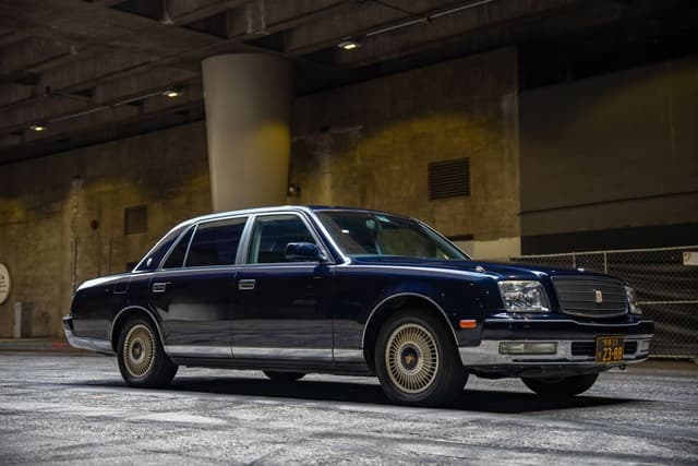 1994 Toyota Century JDM car for sale — photo 2 of 21