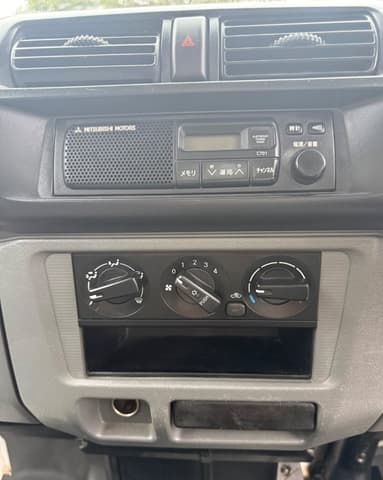 2000 Mitsubishi Minicab JDM car for sale — photo 13 of 19