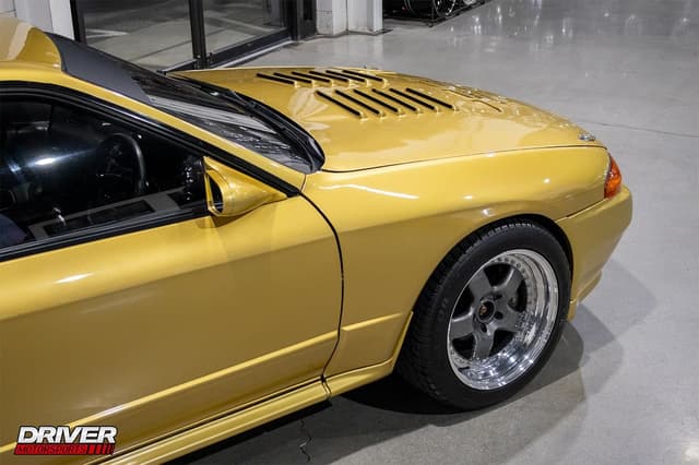 1991 Nissan Skyline JDM car for sale — photo 24 of 25