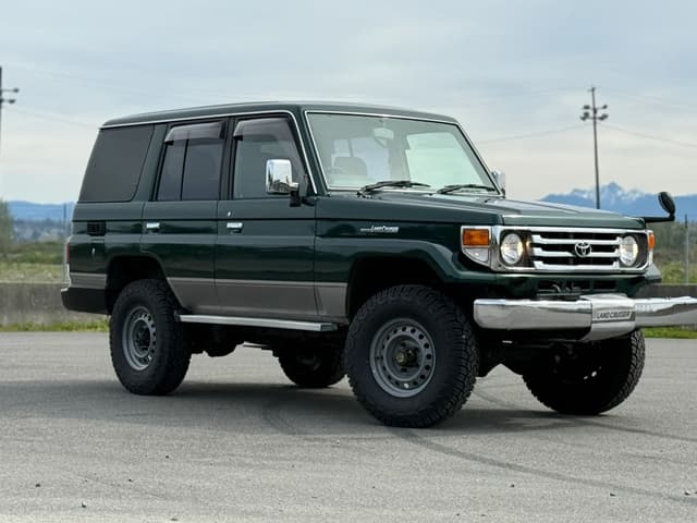 2001 Toyota Land Cruiser JDM car for sale — photo 3 of 10