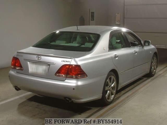 2007 Toyota Crown JDM car for sale — photo 2 of 2