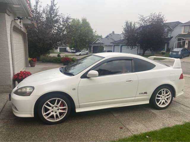 2004 Honda Integra JDM car for sale — photo 2 of 11