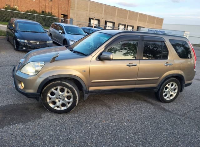 2005 Honda CR-V JDM car for sale — photo 7 of 12