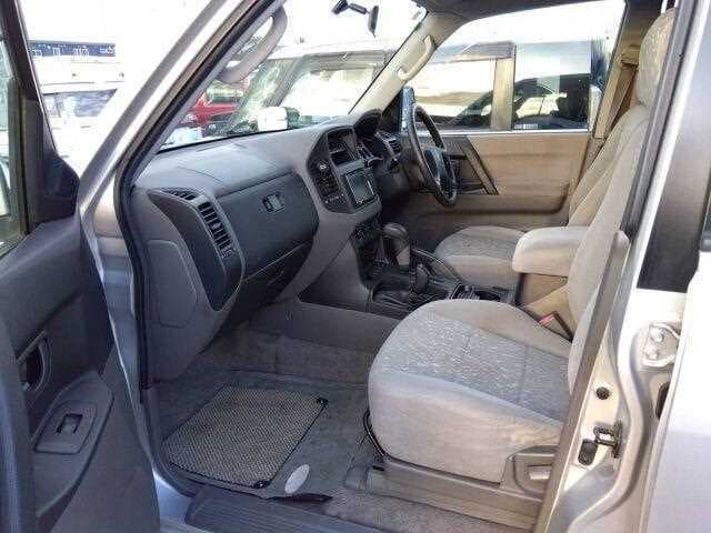 2000 Mitsubishi Pajero JDM car for sale — photo 3 of 6