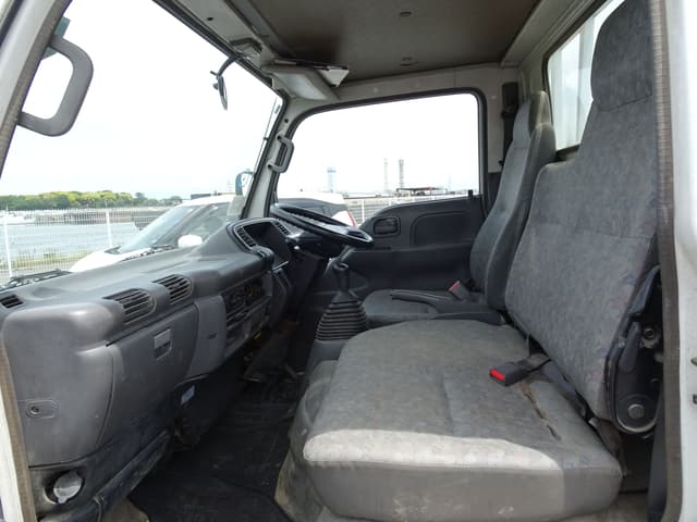 2003 Isuzu Elf JDM car for sale — photo 18 of 25